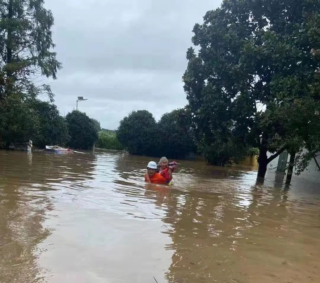 湖北降雨最新消息，暴雨来袭，如何应对？